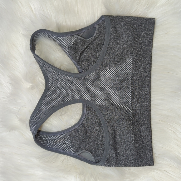 Flex Grey Racer Back Sports Bra in Size Medium - Picture 2 of 3